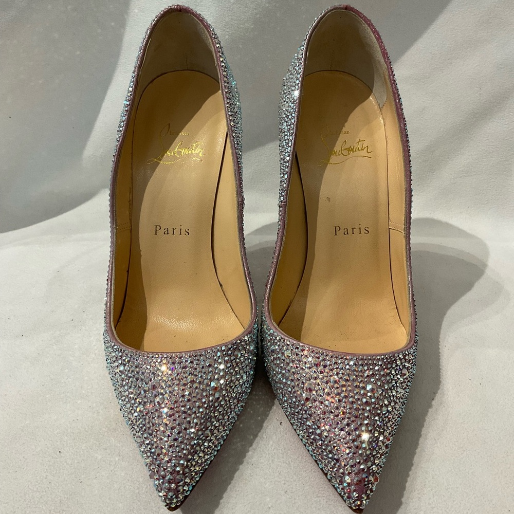 Christina Louboutin Pumps - Picture 2 of 6